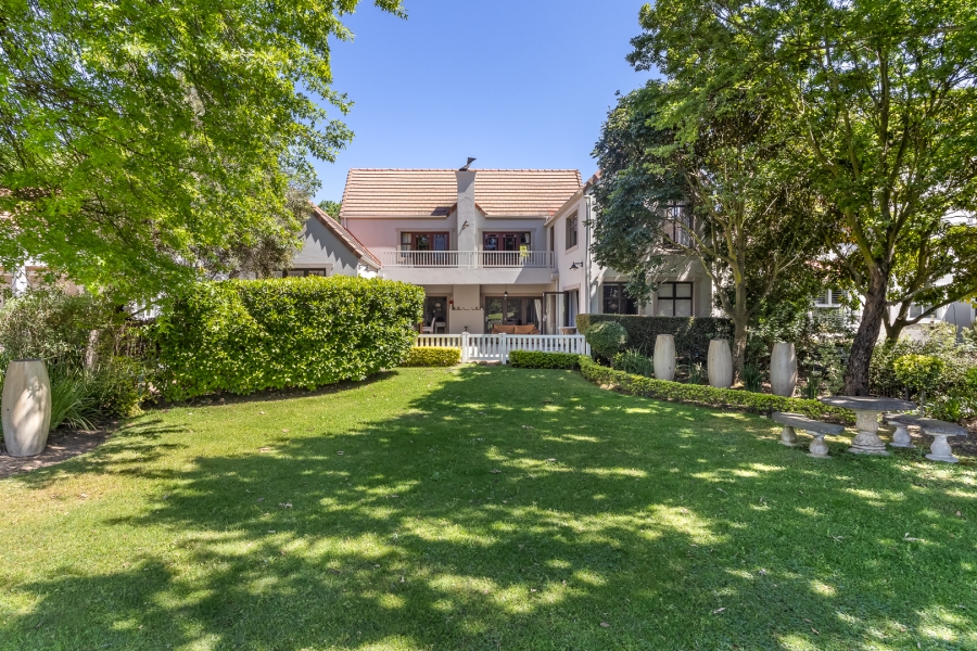 To Let 5 Bedroom Property for Rent in Boschenmeer Golf Country Estate Western Cape